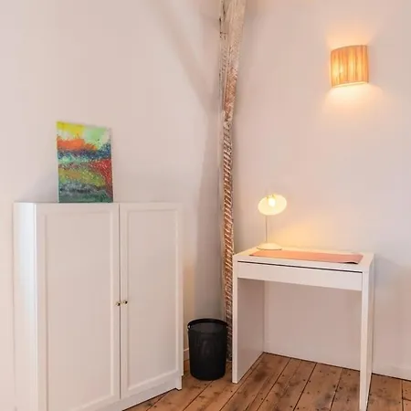 Charming 2-bedroom At Croise Laroche