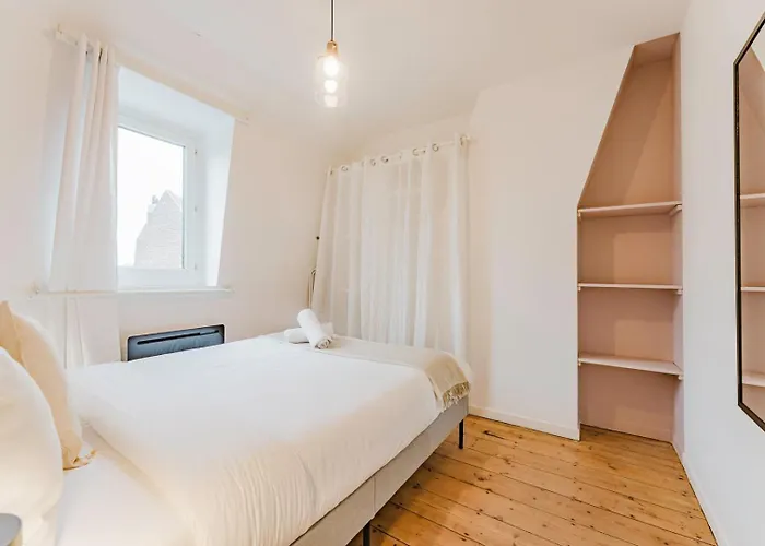 Charming 2-bedroom At Croisé Laroche Appartement *