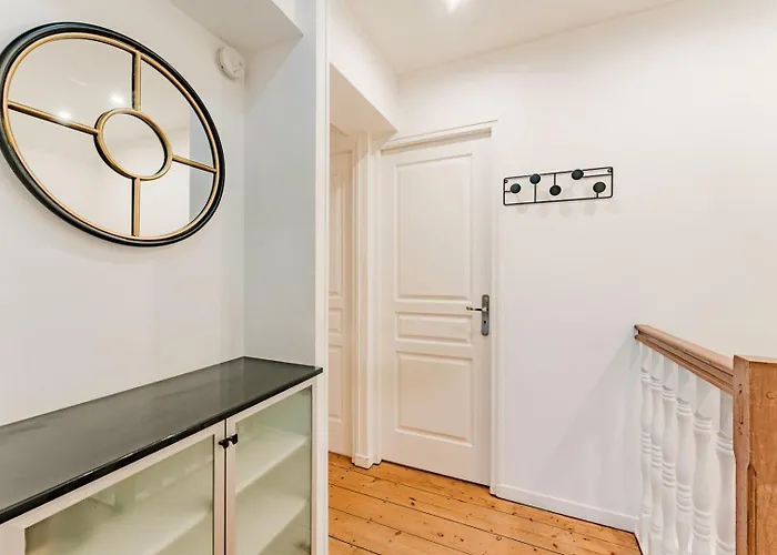 Appartement Charming 2-bedroom At Croisé Laroche