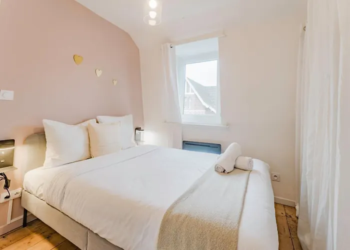 Charming 2-bedroom At Croisé Laroche Appartement *